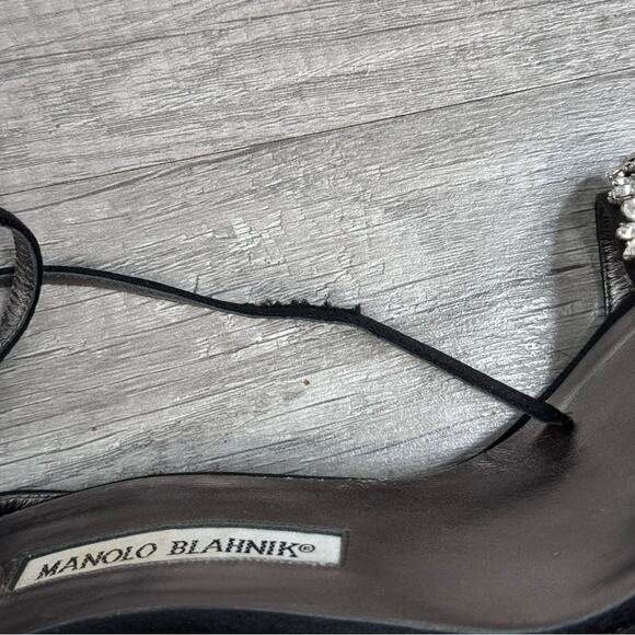 MANOLO BLAHNIK Black Satin Slingback Crystal Sandals Heels Size 38 1/2 - Picture 10 of 13